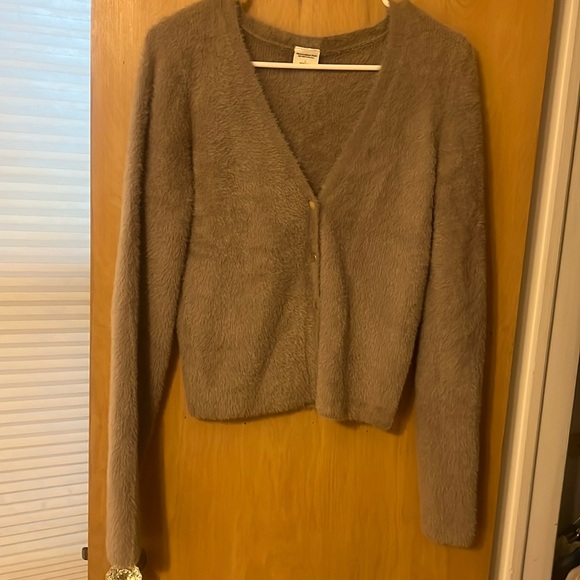 Abercrombie and Fitch fuzzy cardigan - Picture 1 of 3